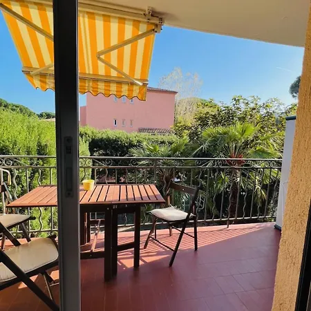 Superbe Terrasse Et Parking Prive アパート