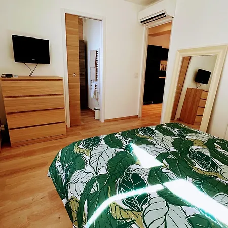 Superbe Terrasse Et Parking Prive *