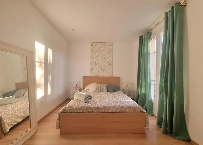 Superbe Terrasse Et Parking Prive Saint-Tropez