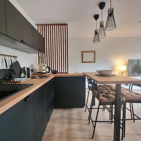 Superbe Terrasse Et Parking Prive *