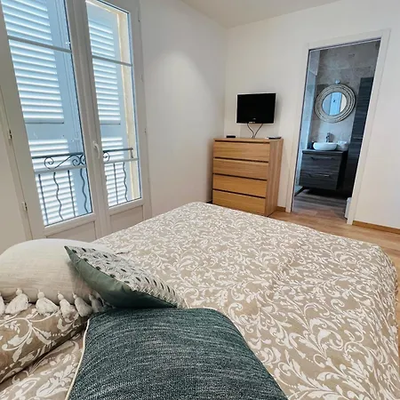 Superbe Terrasse Et Parking Prive Saint Tropez