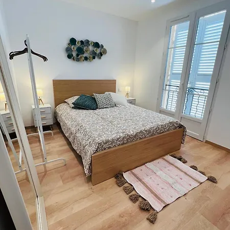 Apartmán Superbe Terrasse Et Parking Prive *