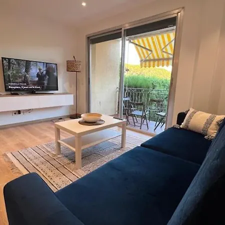 Superbe Terrasse Et Parking Prive Apartmán *