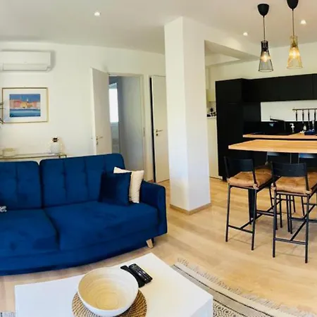 Superbe Terrasse Et Parking Prive * سان تروبيه