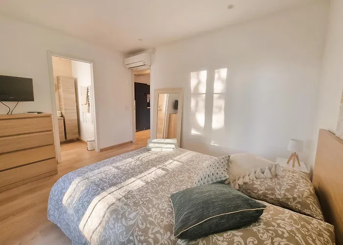 Superbe Terrasse Et Parking Prive * Saint Tropez