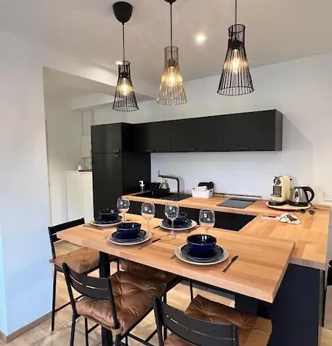 Superbe Terrasse Et Parking Prive Saint Tropez