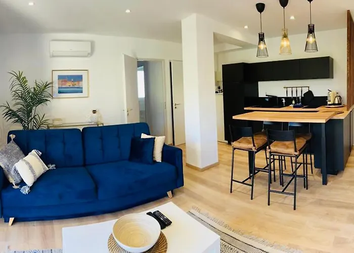 Superbe Terrasse Et Parking Prive * Saint-Tropez